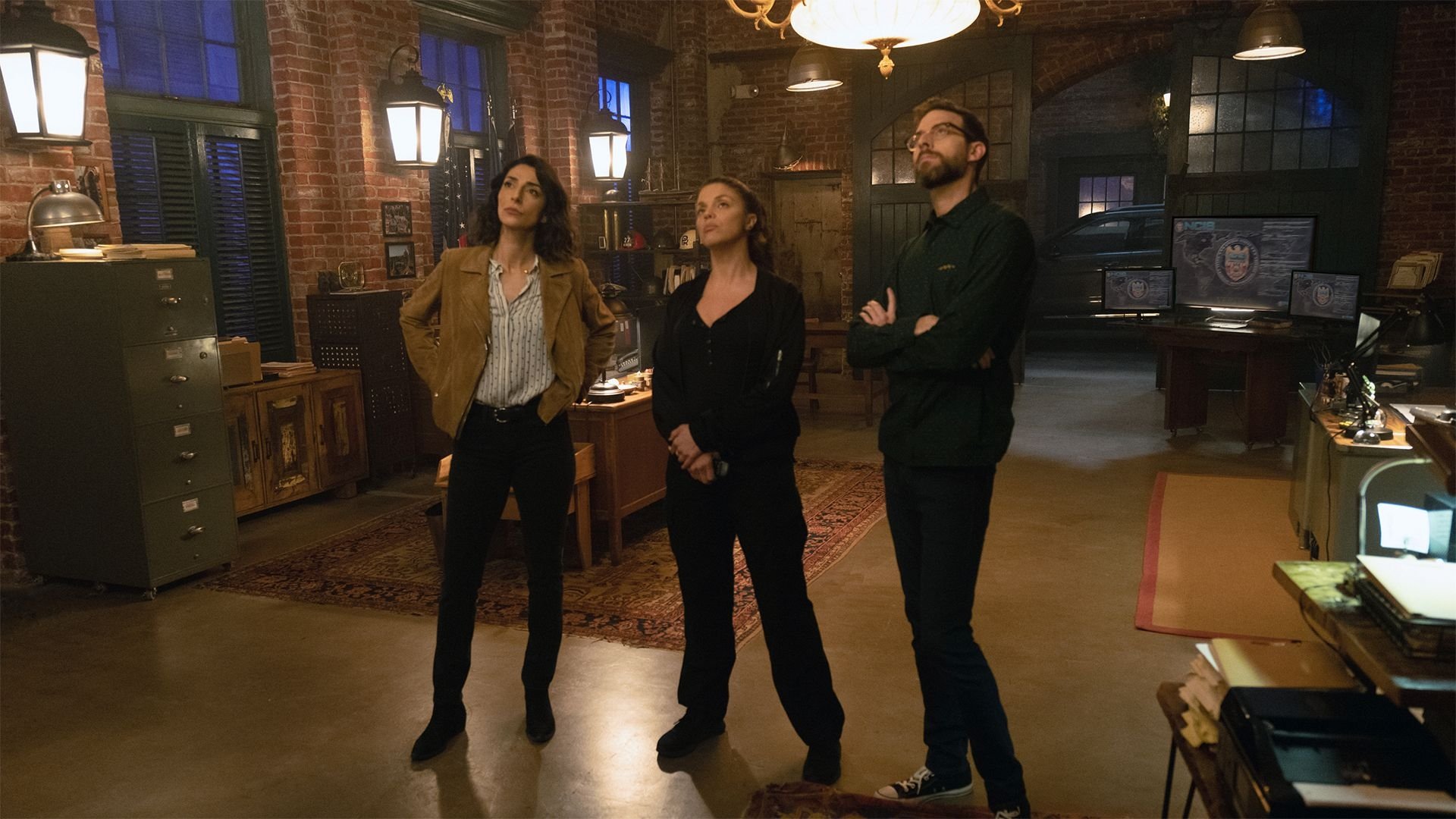 NCIS: New Orleans 2018  [S05E14] - Conspiracy Theories
