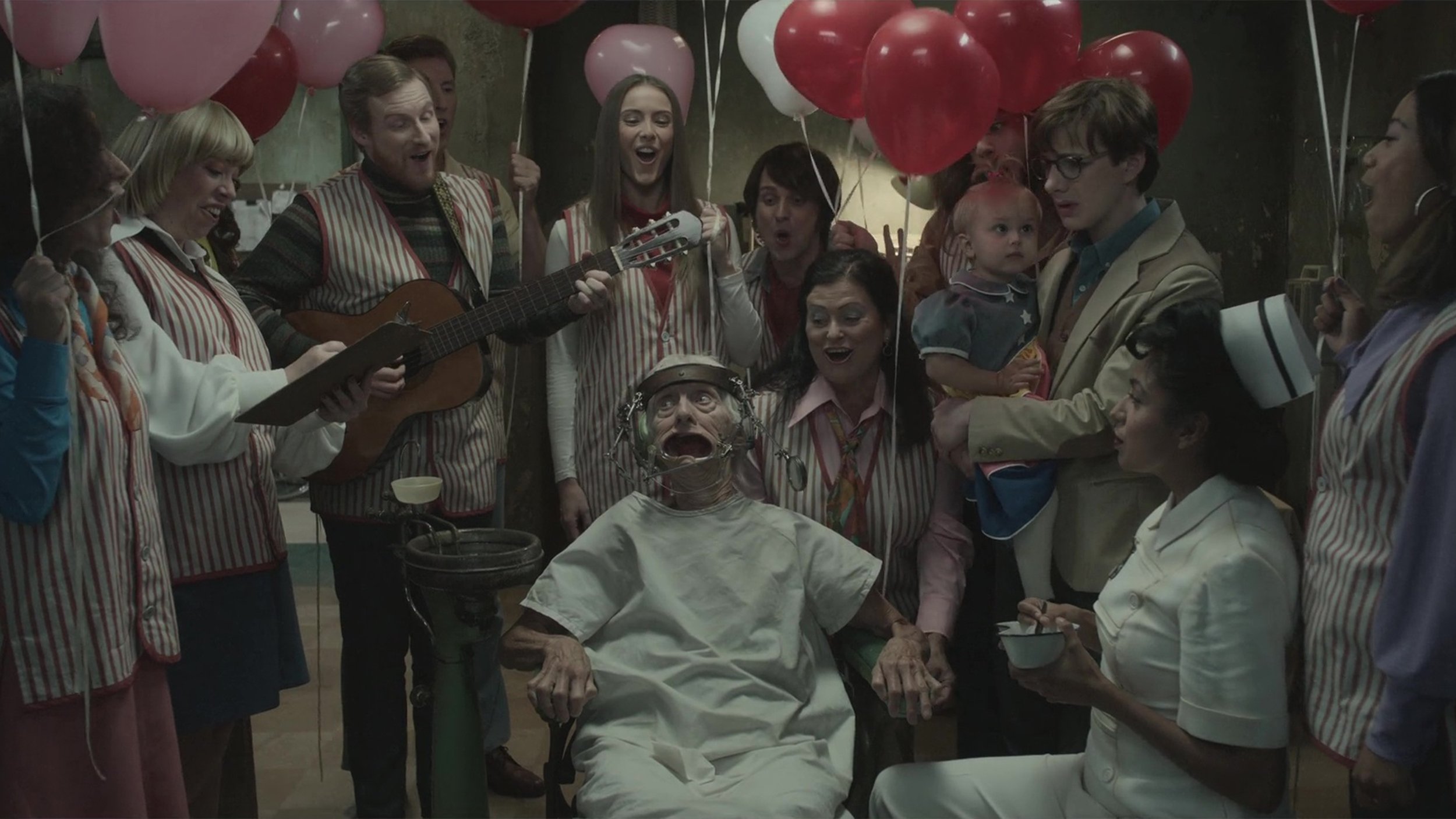 A Series of Unfortunate Events 2018  [S02E08] - The Hostile Hospital (2)