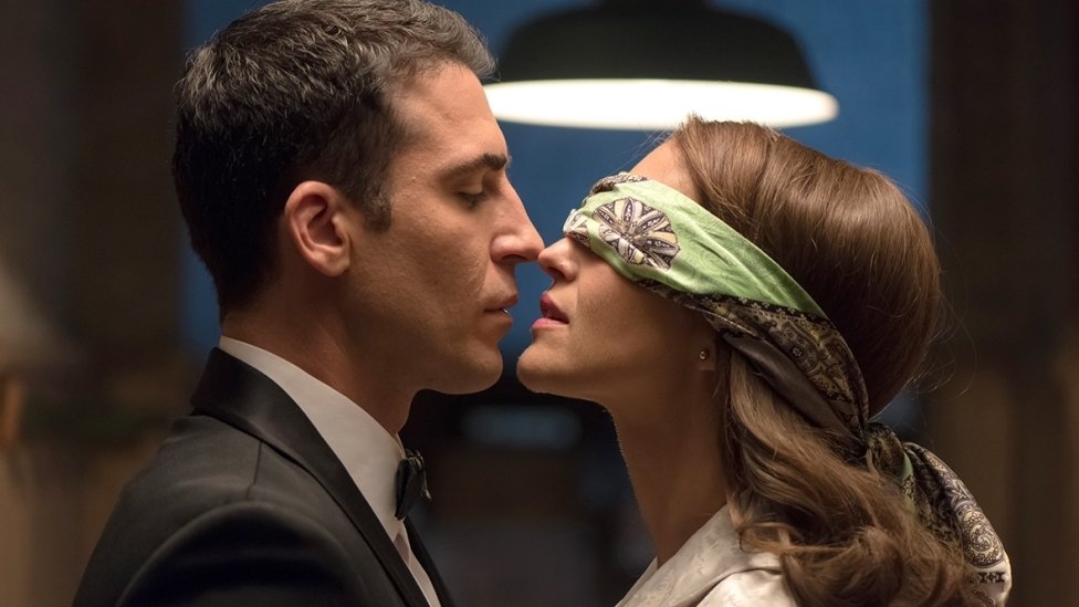 Velvet 2015  [S03E03] - And Many Happy Returns