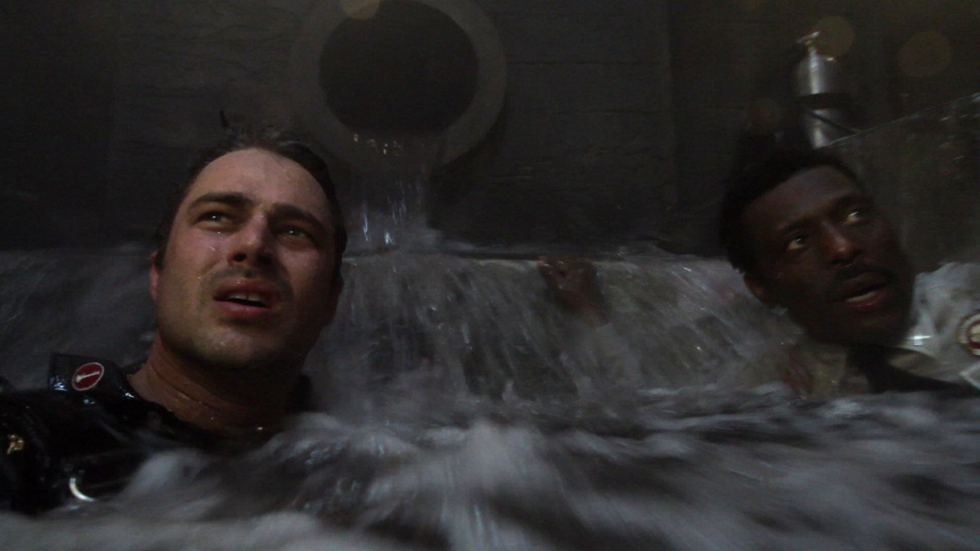 Chicago Fire 2012  [S01E23] - Let Her Go