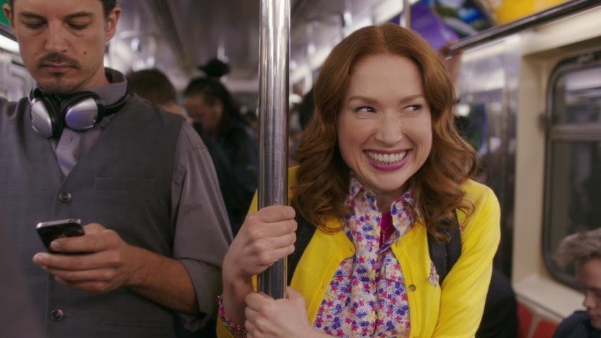 Unbreakable Kimmy Schmidt 2015  [S01E01] - Kimmy Goes Outside!