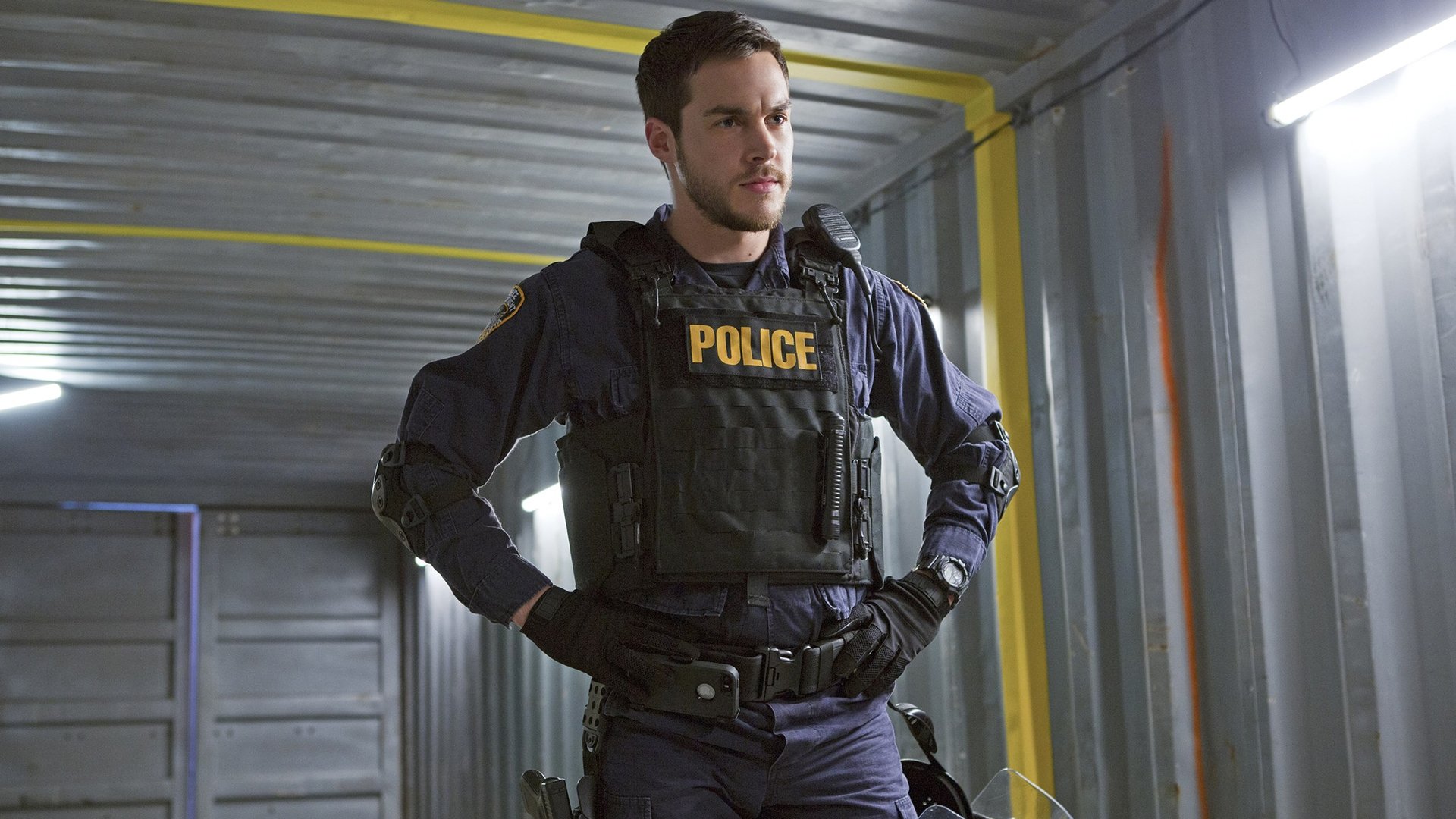 Containment 2016  [S01E08] - There's a Crack in Everything