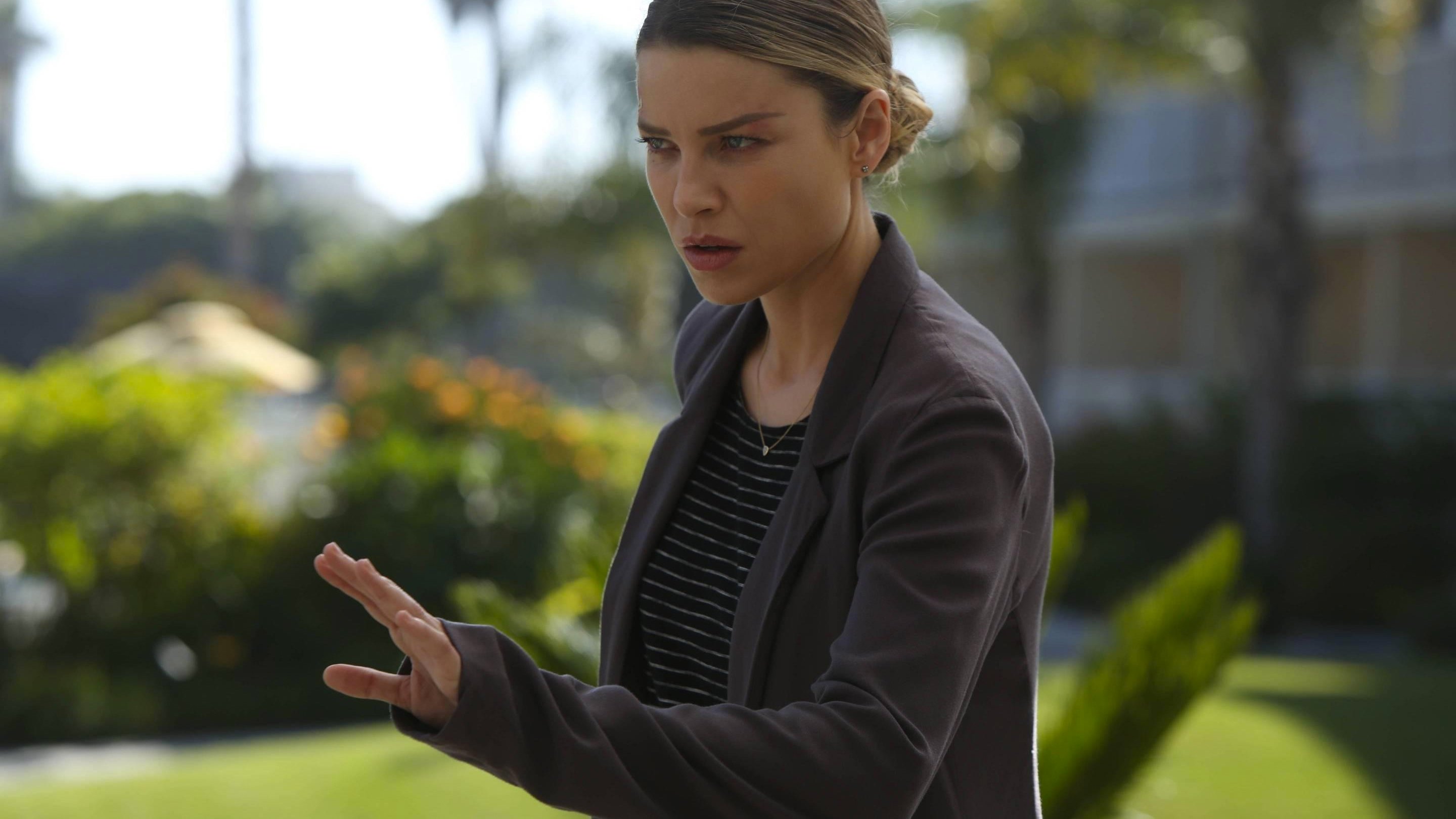 Lucifer 2016  [S02E05] - Weaponizer