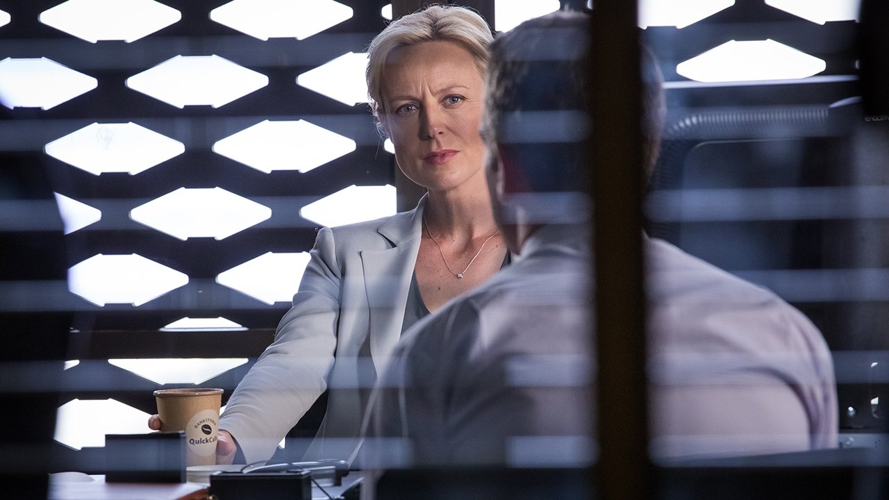 Janet King 2016  [S02E03] - In Plain Sight
