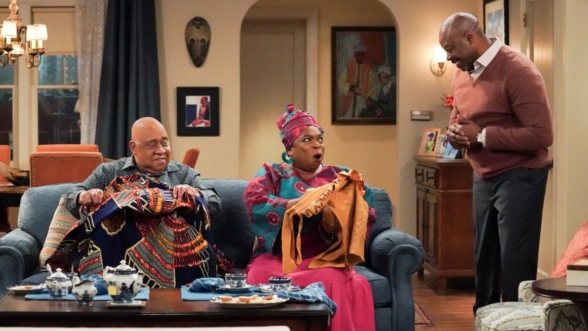 Bob Hearts Abishola 2024  [S05E05] - Tayo Time