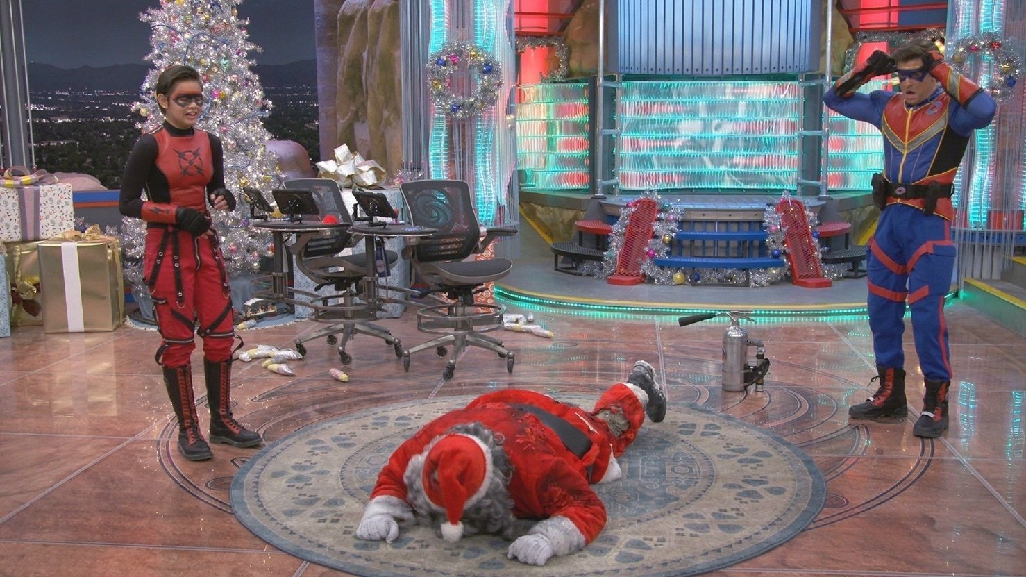 Danger Force 2020  [S01E12] - Down Goes Santa: Part 1