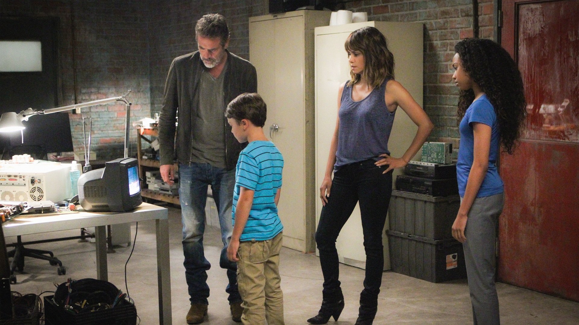 Extant 2015  [S02E09] - The Other Side