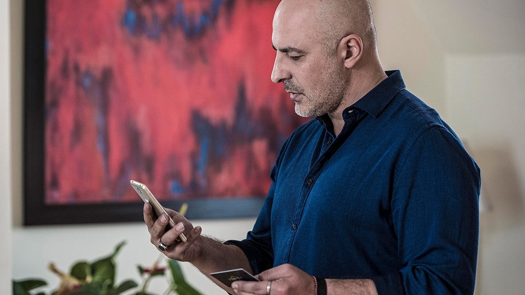 Fugitiva 2018  [S01E02] - Episode 2