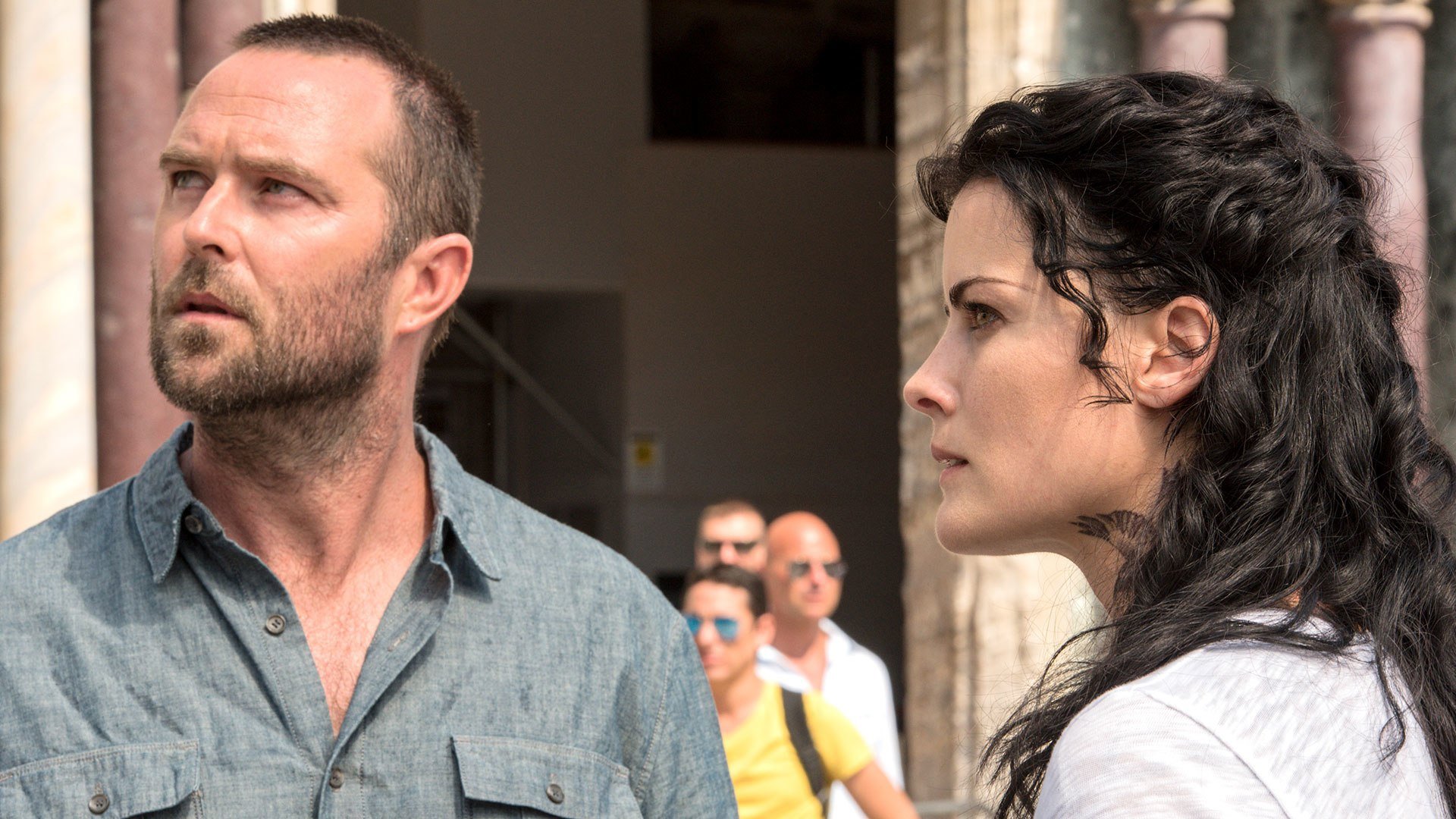 Blindspot 2017  [S03E01] - Back to the Grind