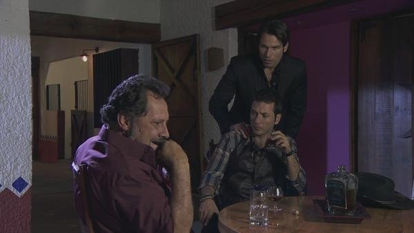 El Señor de los Cielos 2013  [S01E52] - Episode 52