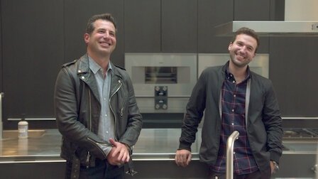 Buying Beverly Hills 2022  [S01E06] - Who’s Coming With Me?
