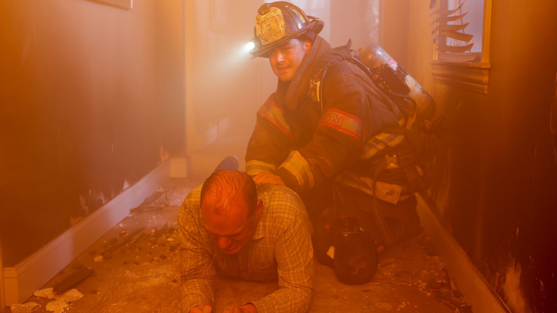 Chicago Fire 2016  [S05E05] - I Held Her Hand