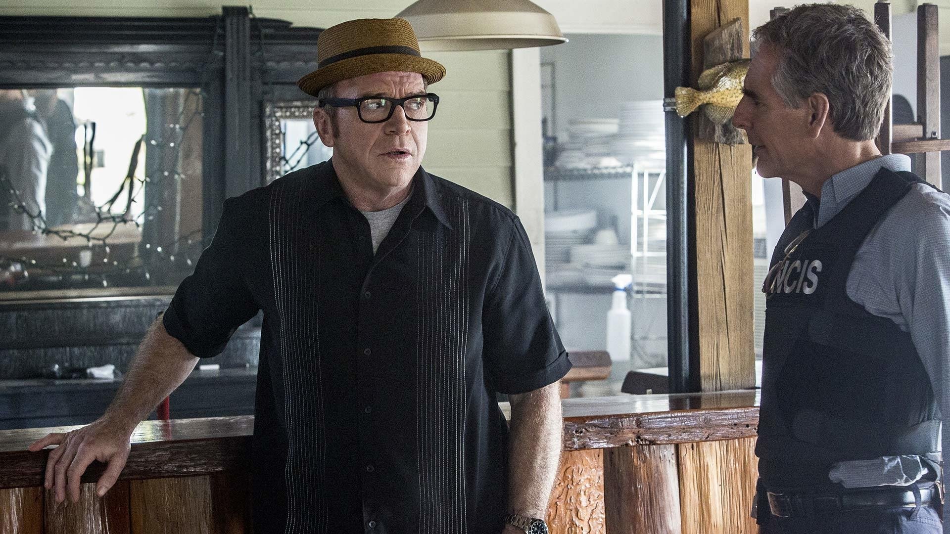NCIS: New Orleans 2016  [S03E13] - Return of the King