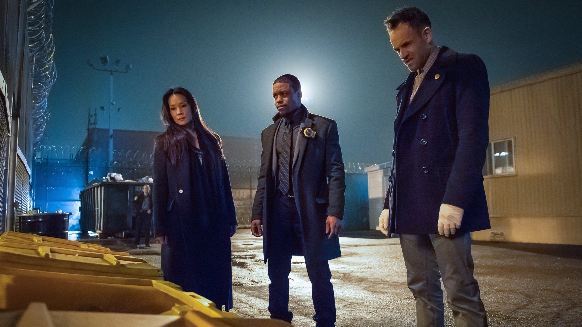 Elementary 2014  [S03E22] - The Best Way Out is Always Through