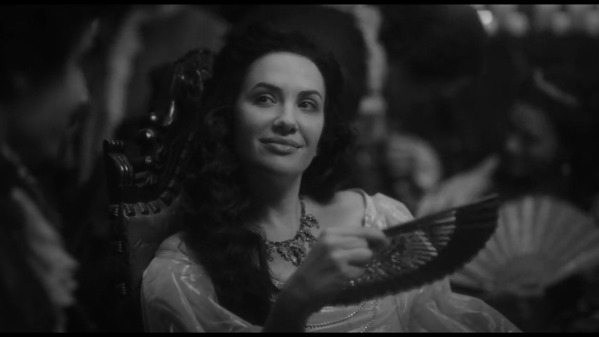 The Haunting of Bly Manor 2020  [S01E08] - The Romance of Certain Old Clothes