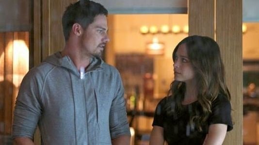 Beauty and the Beast 2013  [S02E21] - Operation Fake Date