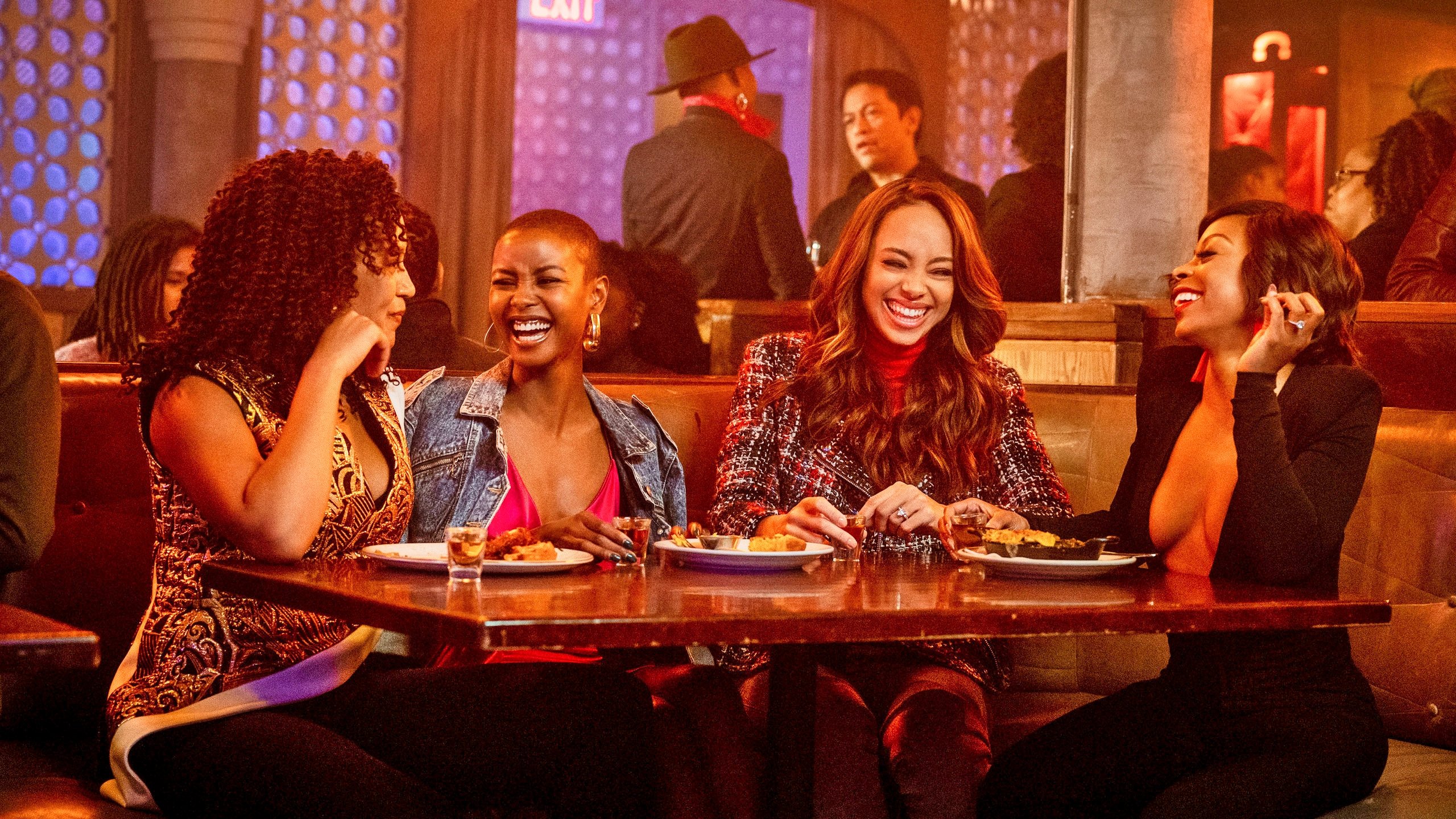 Run the World 2021  [S01E01] - Phenomenal Women