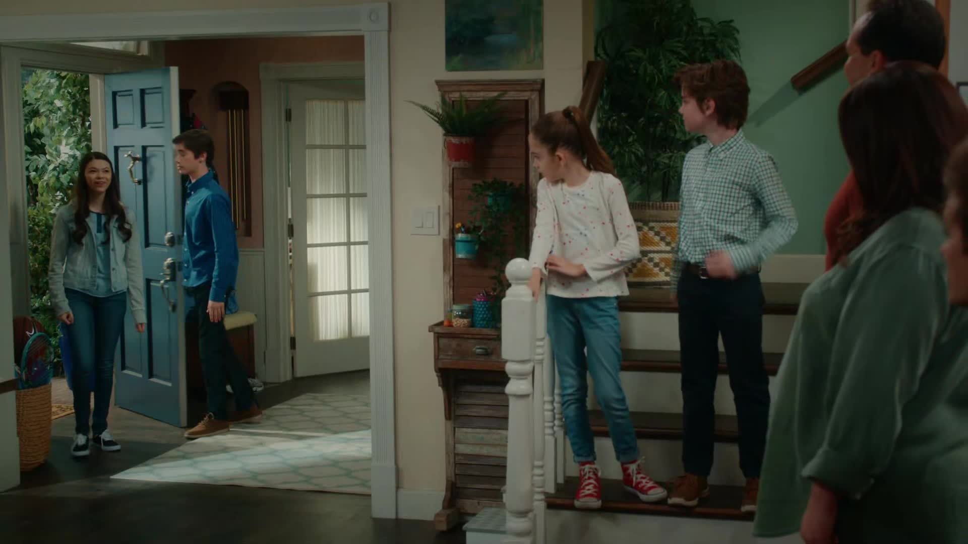 American Housewife 2017  [S02E17] - All Coupled Up
