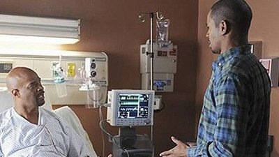 Happy Endings 2011  [S01E05] - Like Father, Like Gun