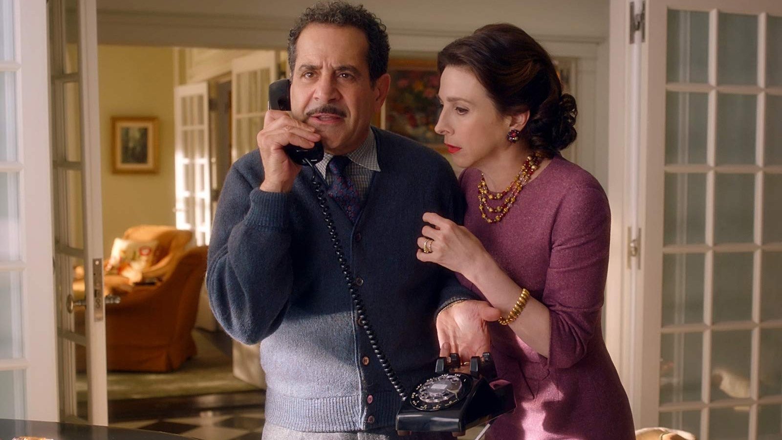 The Marvelous Mrs. Maisel 2019  [S03E04] - Hands!