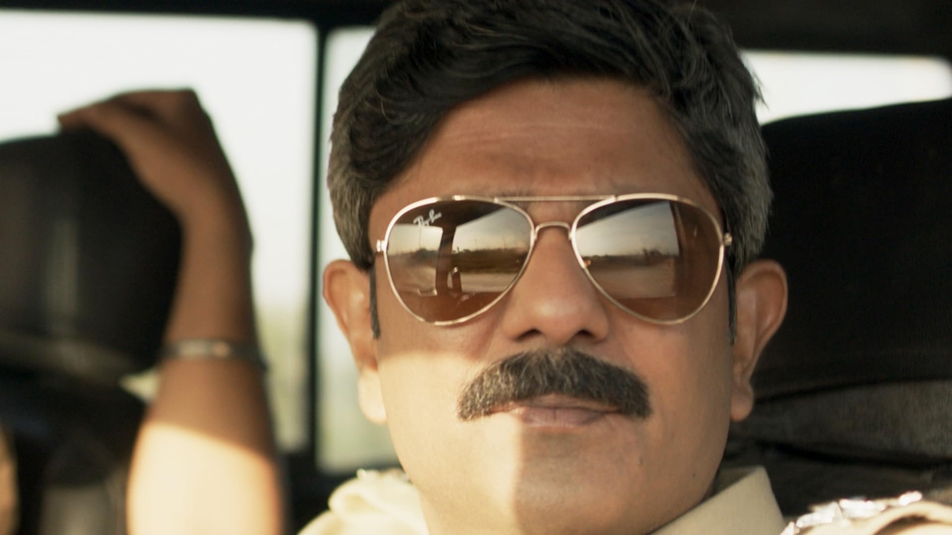Mirzapur 2018  [S01E05] - BHAUKAL
