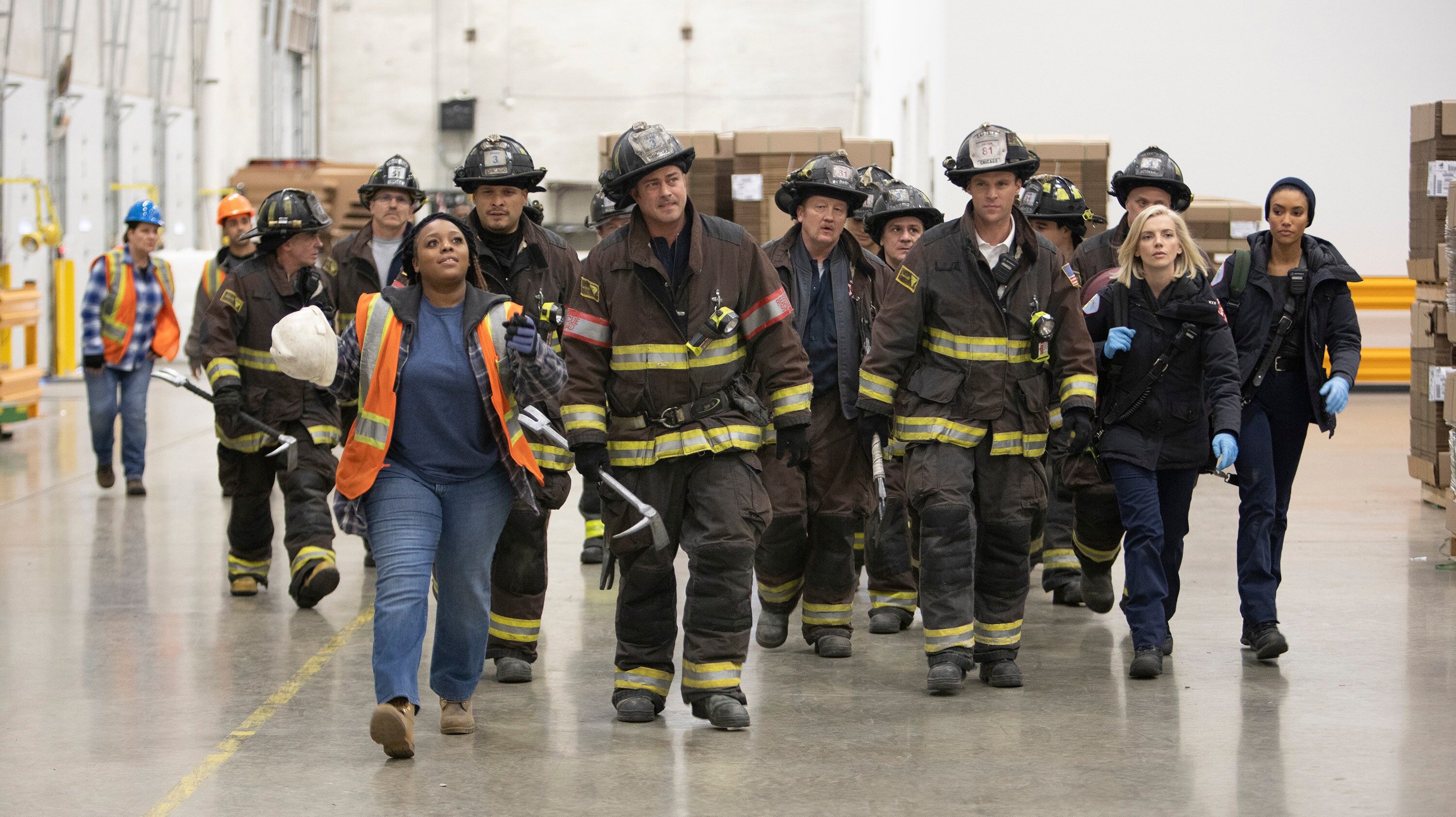Chicago Fire 2019  [S08E17] - Protect a Child