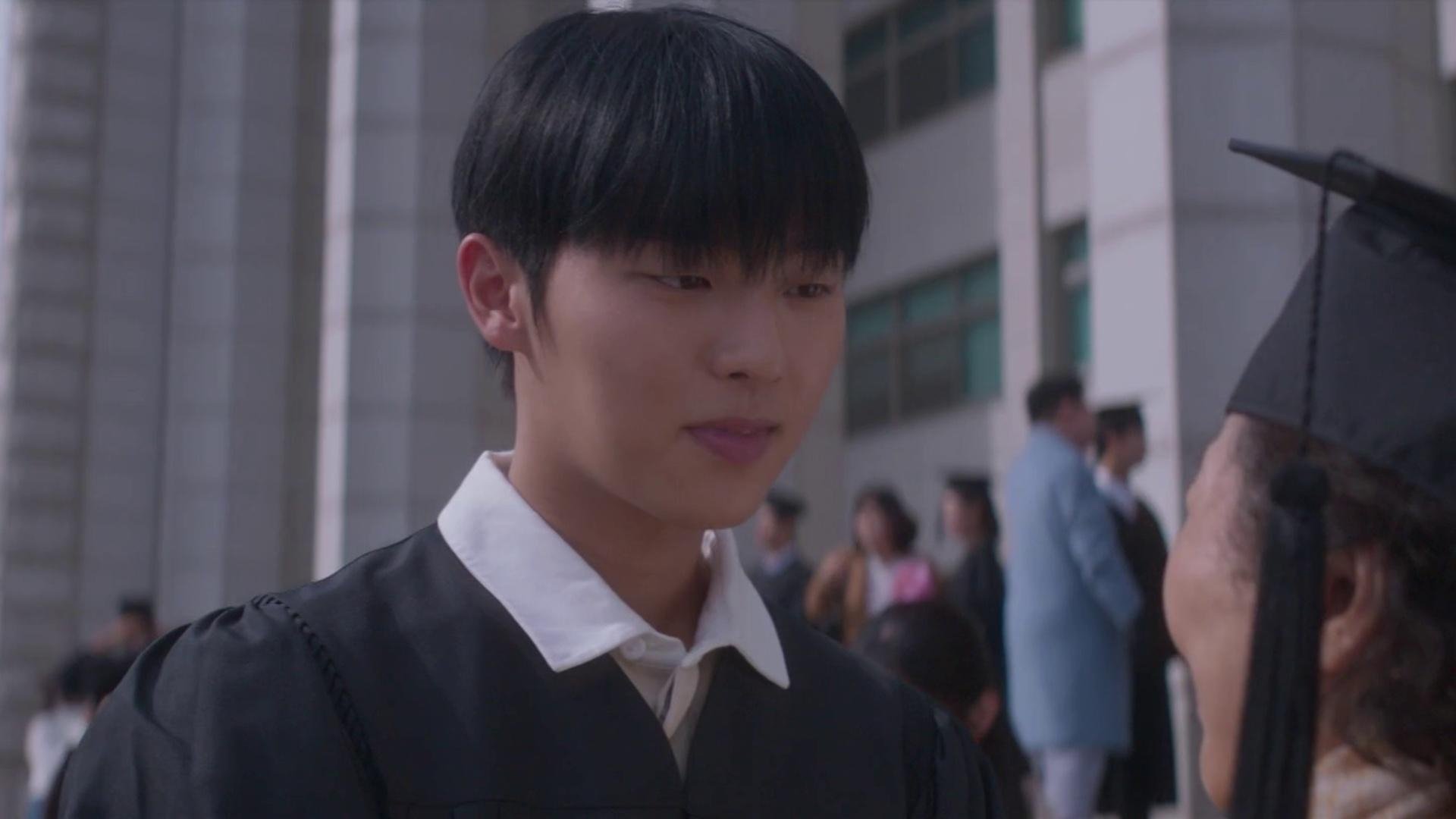 Twinkling Watermelon 2023  [S01E16] - Tomorrow is your only chance to go back.