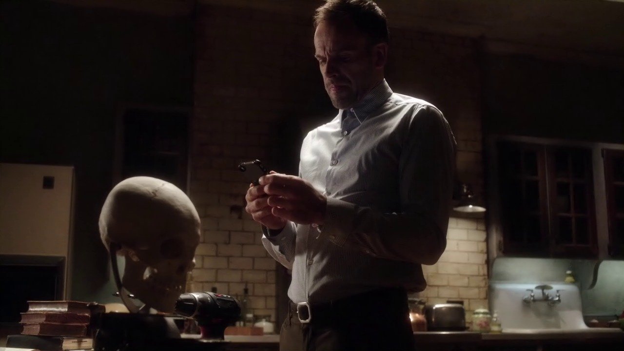 Elementary 2013  [S02E14] - Dead Clade Walking