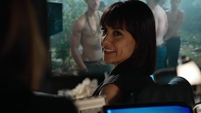 UnREAL 2018  [S03E04] - Confront