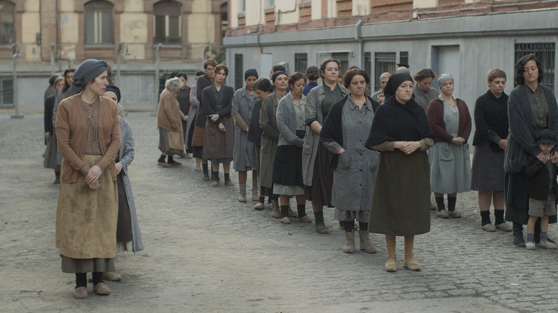 Cable Girls 2020  [S05E07] - Chapter 39: Patience