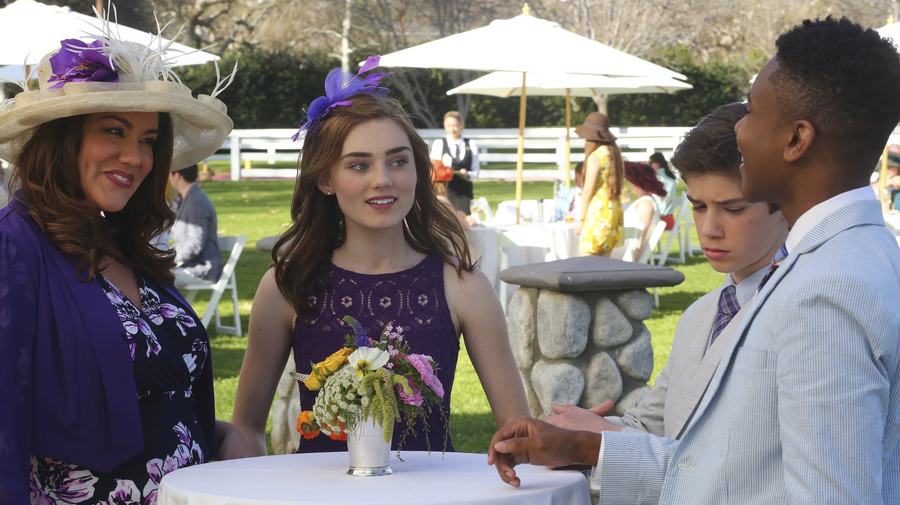 American Housewife 2016  [S01E19] - The Polo Match