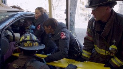 Chicago Fire 2012  [S01E21] - Retaliation Hit