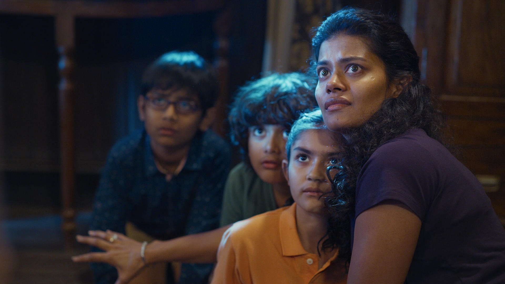 Typewriter 2019  [S01E05] - Chapter 5: The Night of the Blood Moon