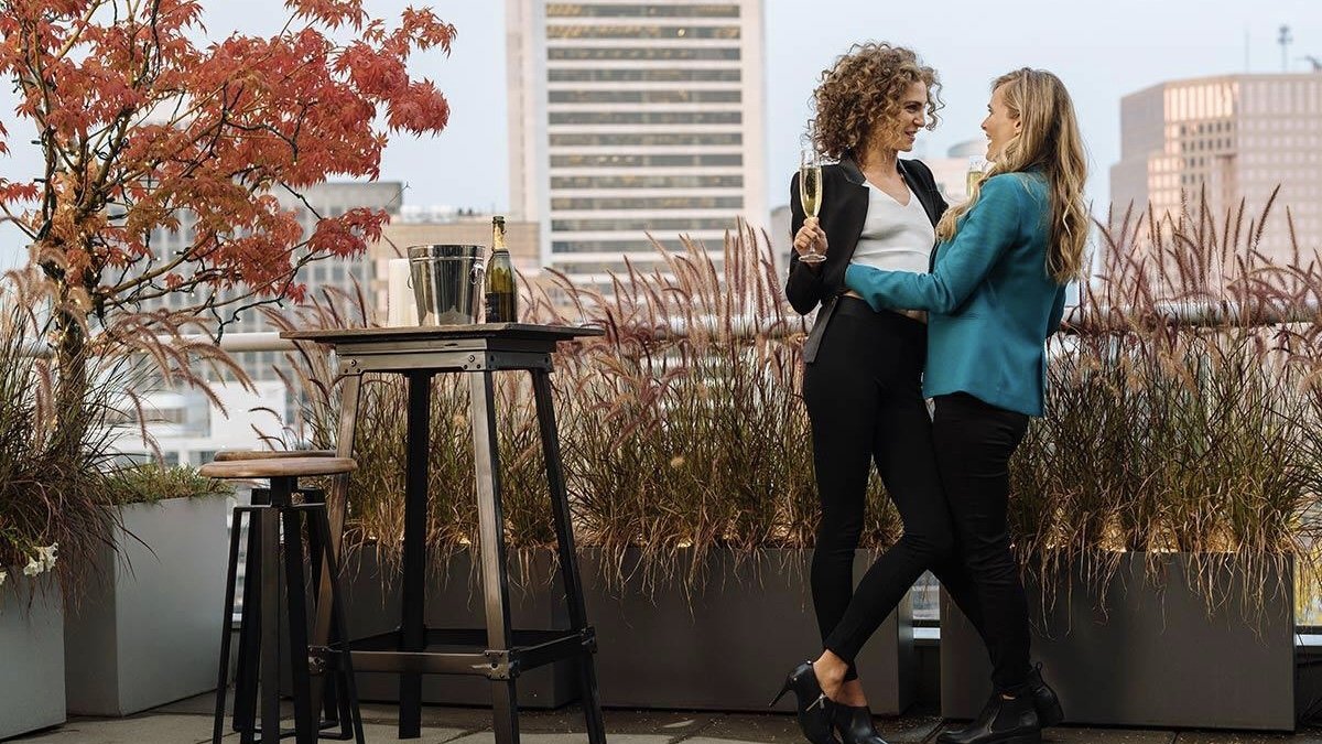 You Me Her 2018  [S03E01] - Dickless in Seattle