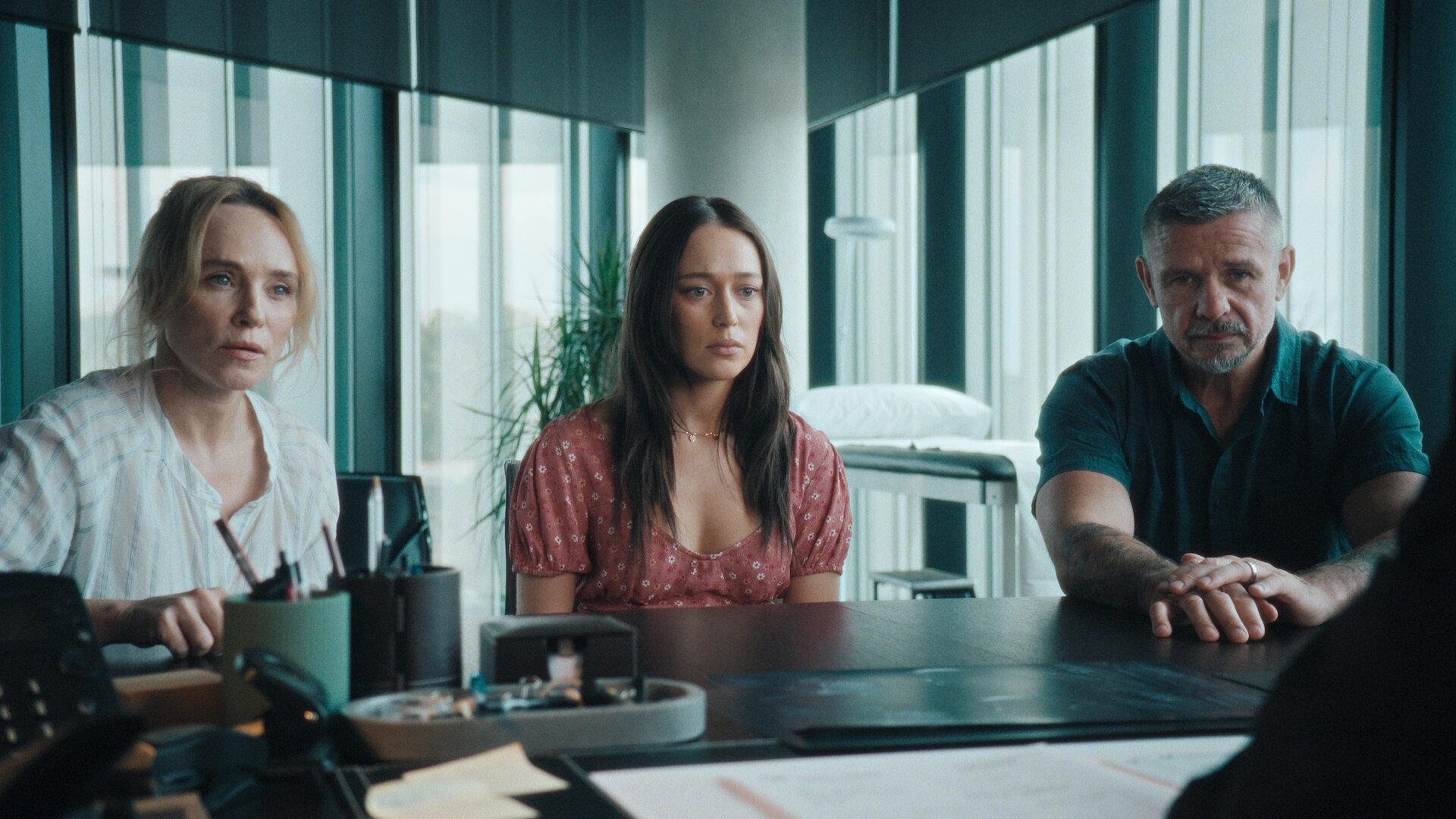 Apple Cider Vinegar 2025  [S01E01] - Toxic