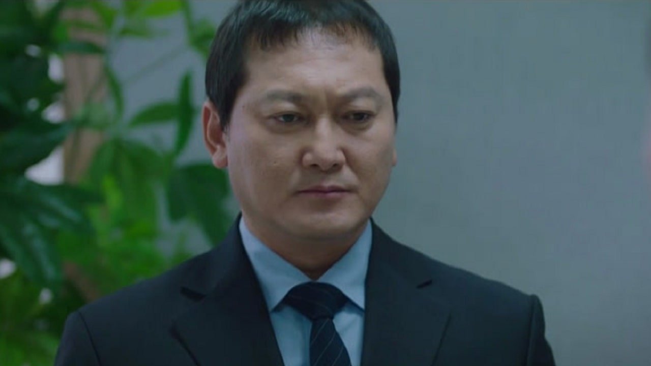 Chief of Staff 2019  [S02E07] - Scapegoat