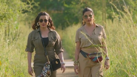 Fabulous Lives of Bollywood Wives 2022  [S02E05] - Friends, Family and Other Animals