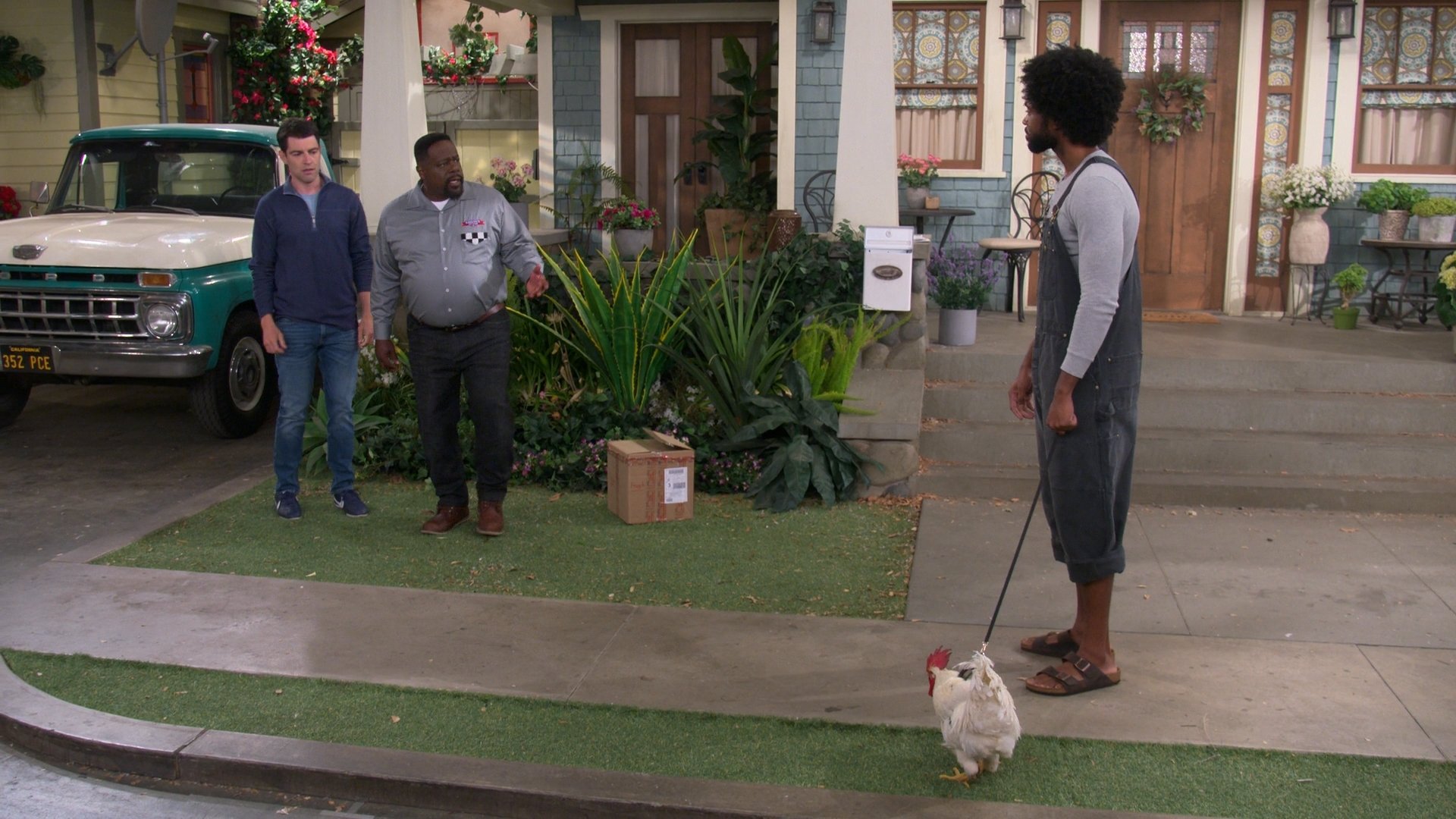 The Neighborhood 2020  [S03E04] - Welcome to the Rooster