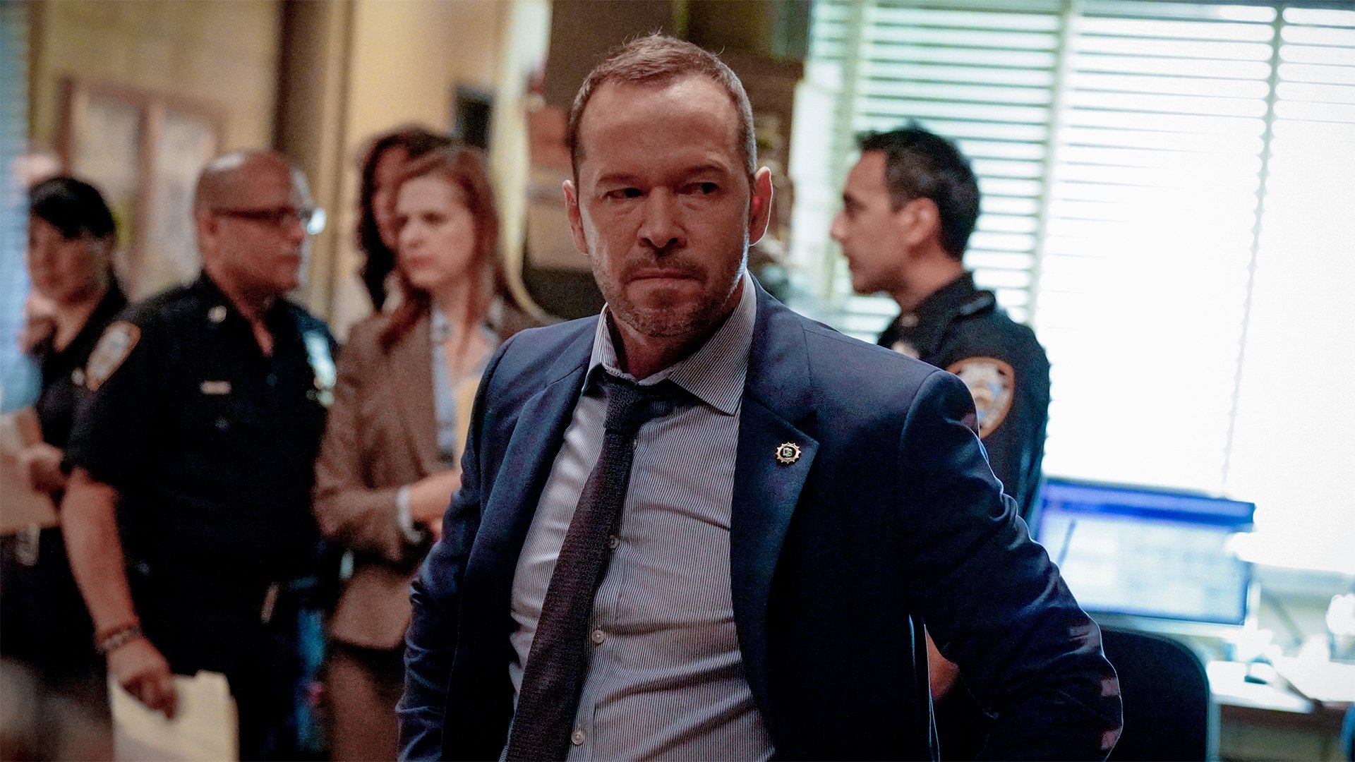 Blue Bloods 2018  [S09E01] - Playing with Fire