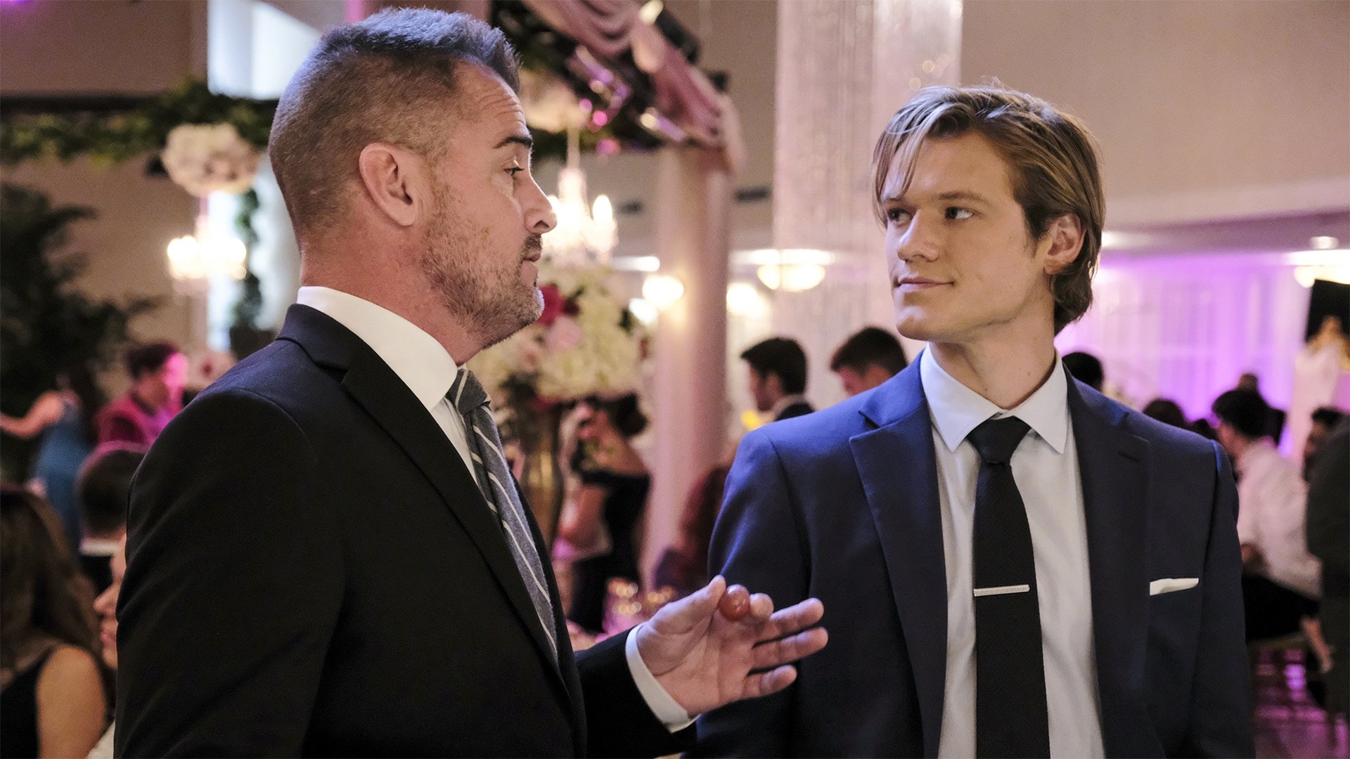 MacGyver 2018  [S03E14] - Father + Bride + Betrayal