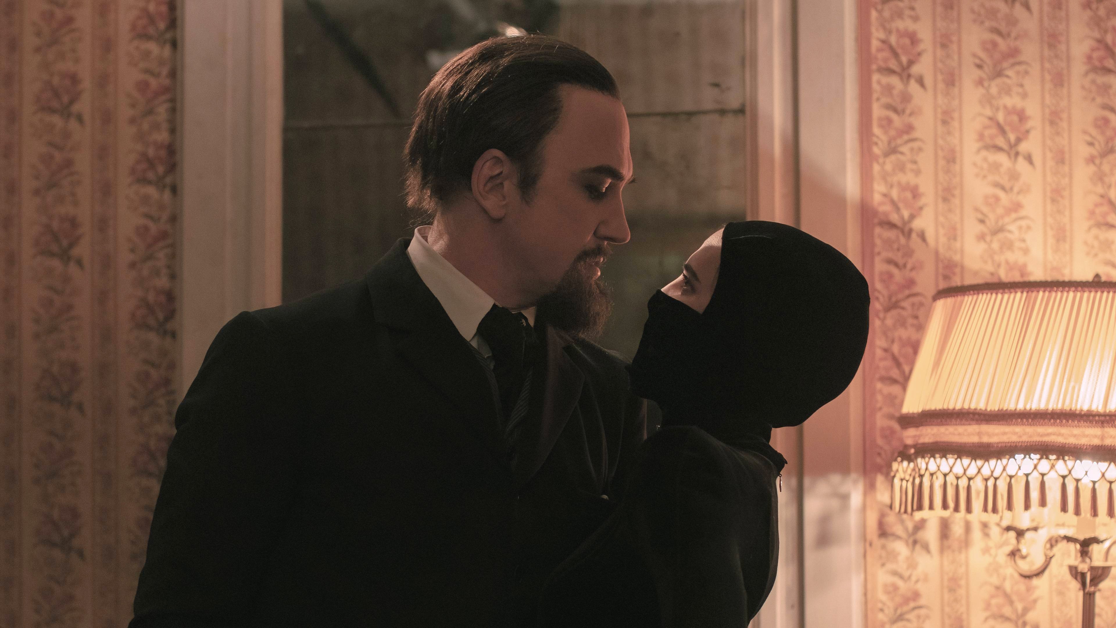 Irma Vep 2022  [S01E05] - Hypnotic Eyes