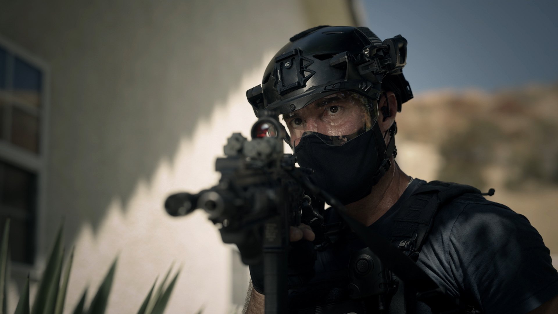 S.W.A.T. 2020  [S04E02] - Stakeout (2)