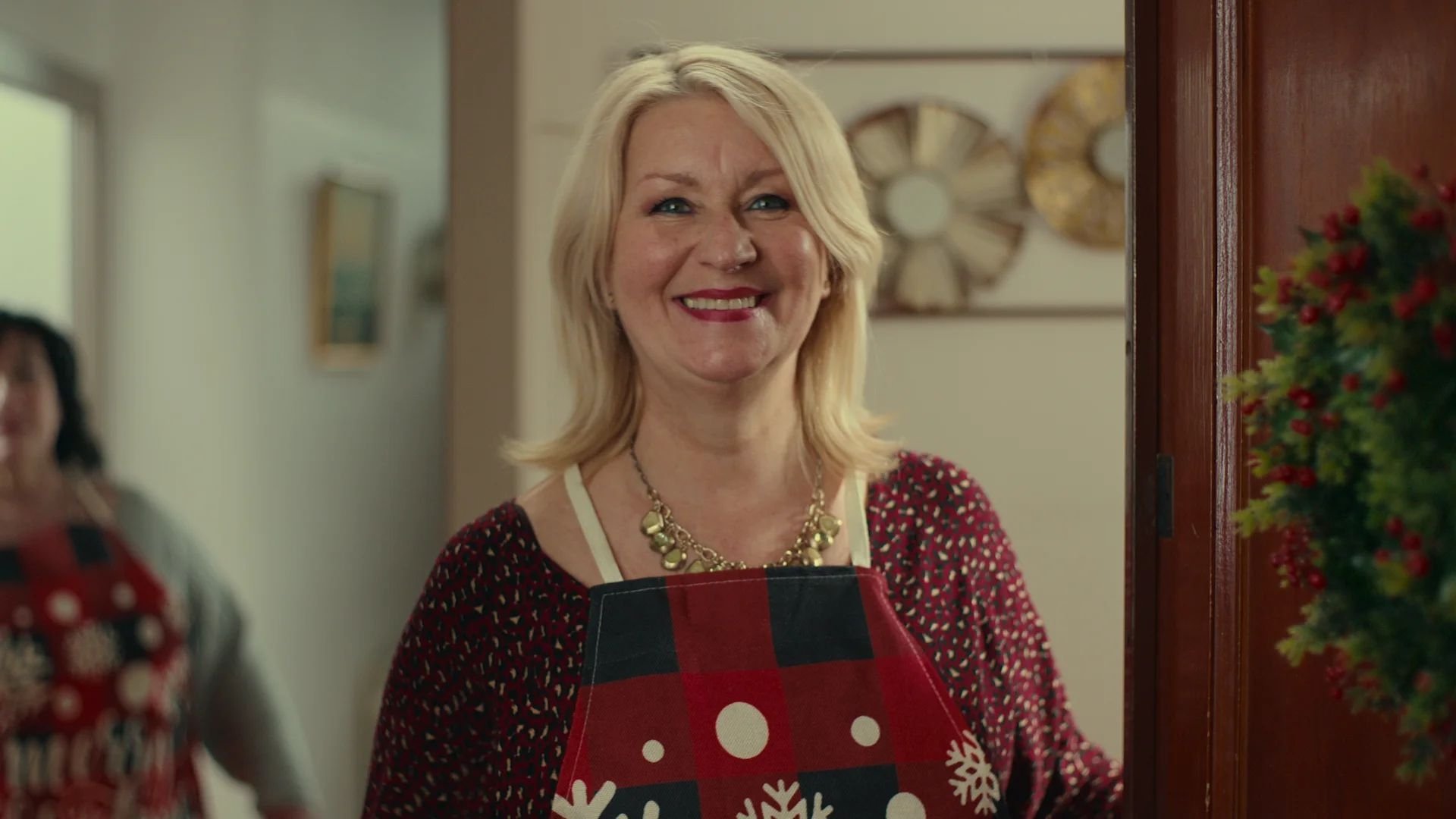 Smiley 2022  [S01E05] - All Hearts Come Home for Christmas
