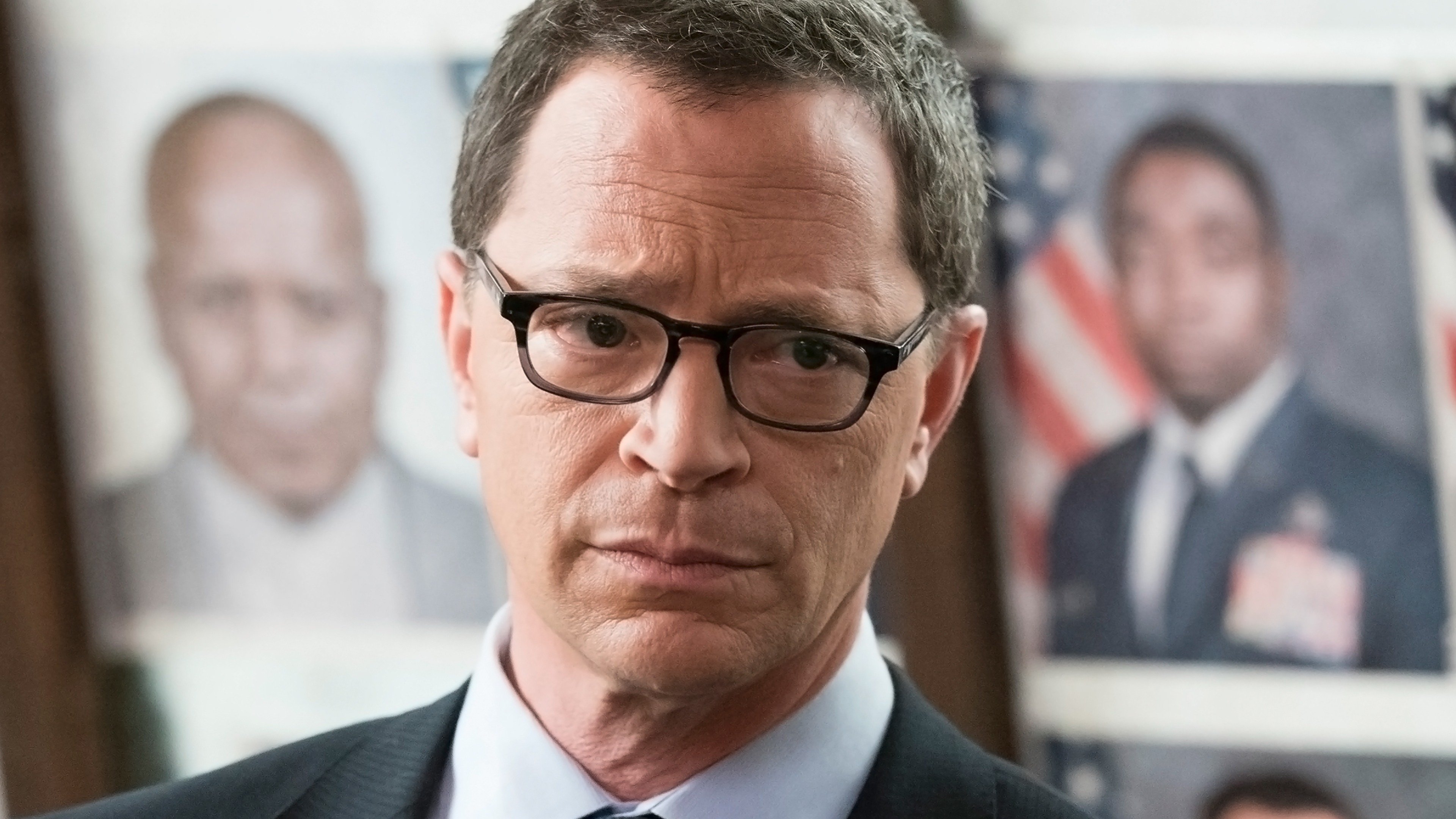 Scandal 2017  [S07E06] - Vampires and Bloodsuckers
