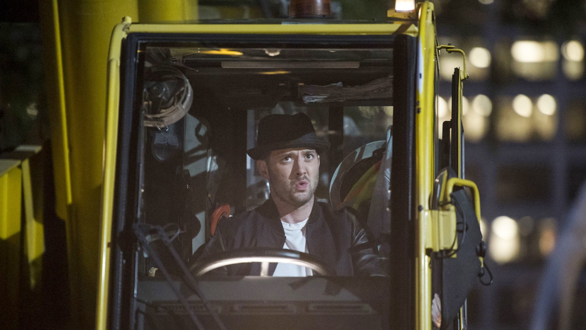 Scorpion 2015  [S02E16] - Fractured