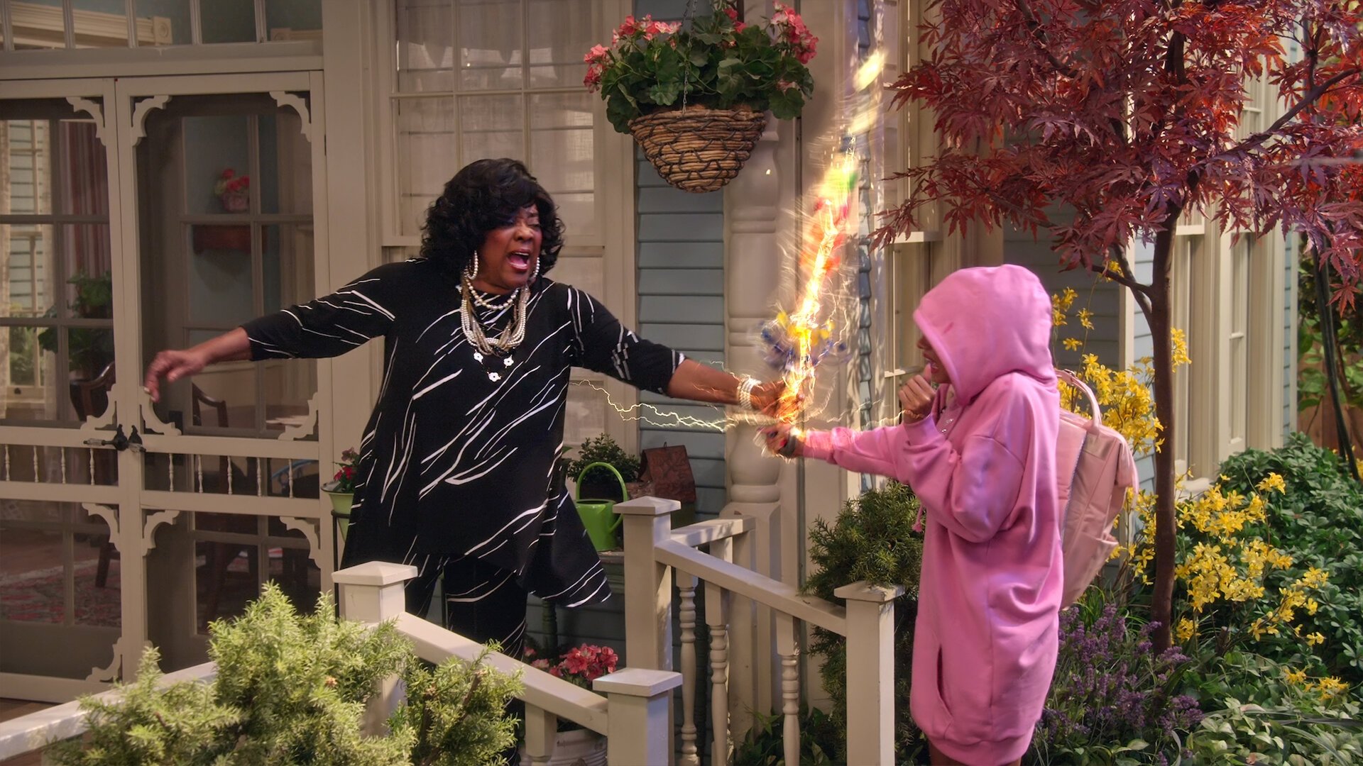 Family Reunion 2022  [S03E08] - Remember When Jade Walked in M'Dear's Shoes?
