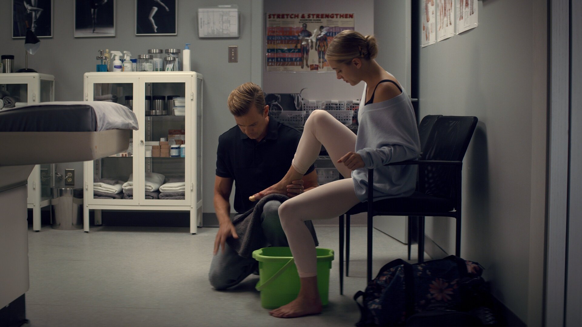 Tiny Pretty Things 2020  [S01E02] - Range of Motion
