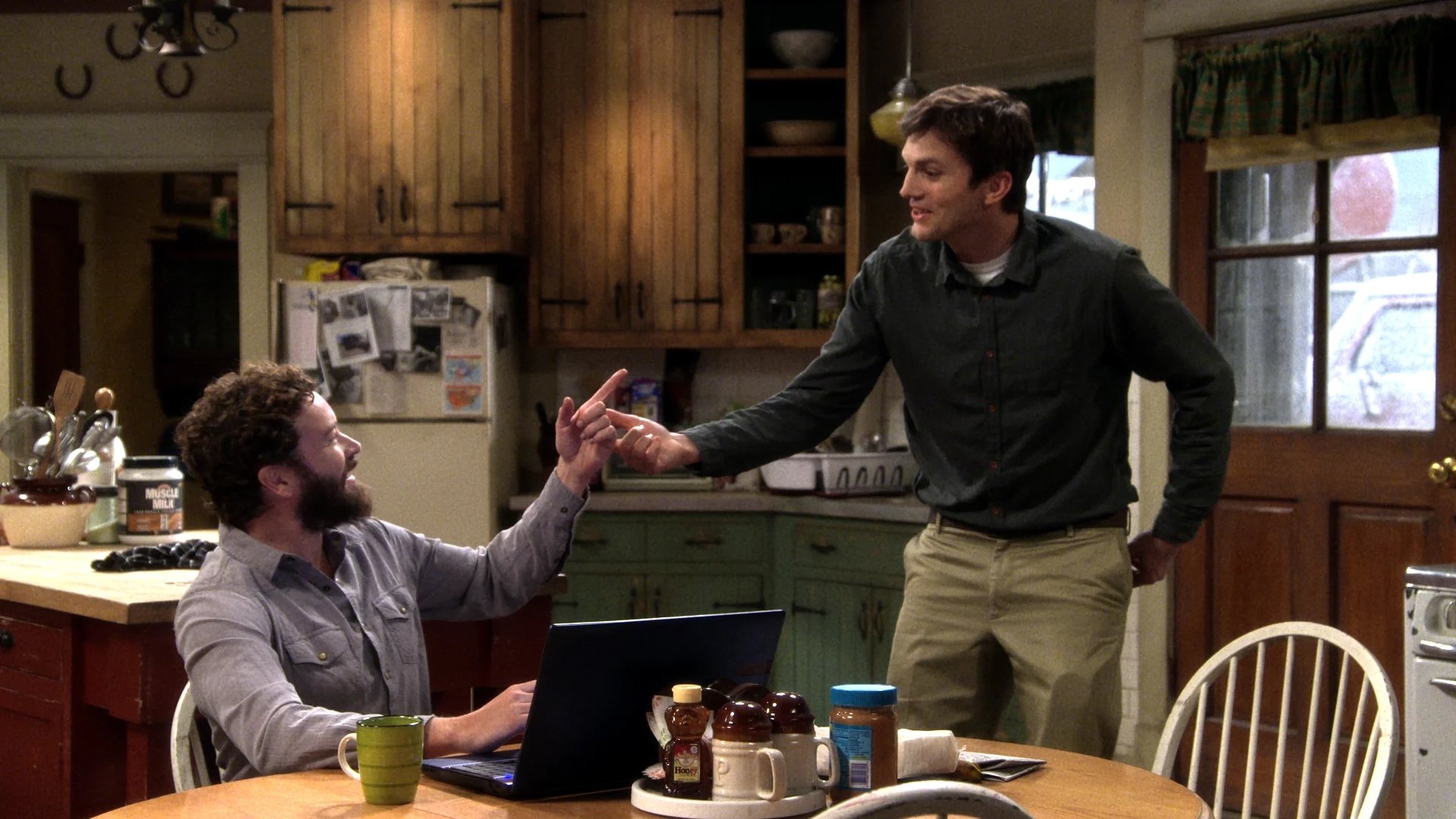 The Ranch 2016  [S01E15] - I Know She Still Loves Me
