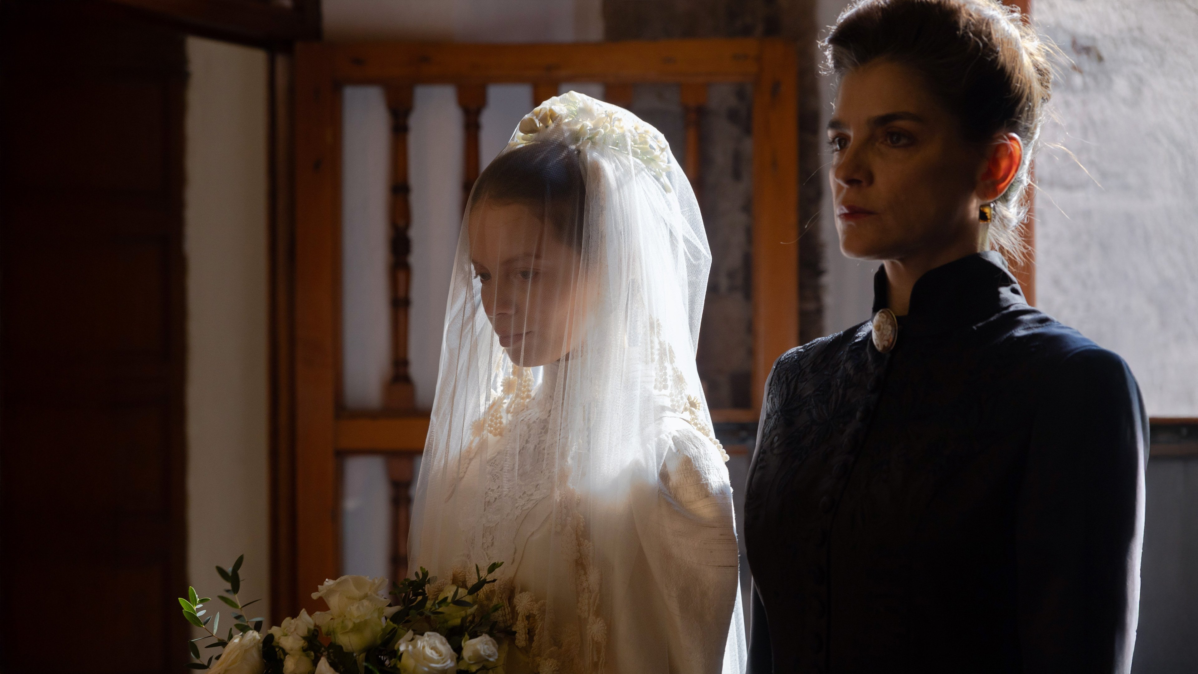 Like Water for Chocolate 2024  [S01E02] - Chabela Wedding Cake