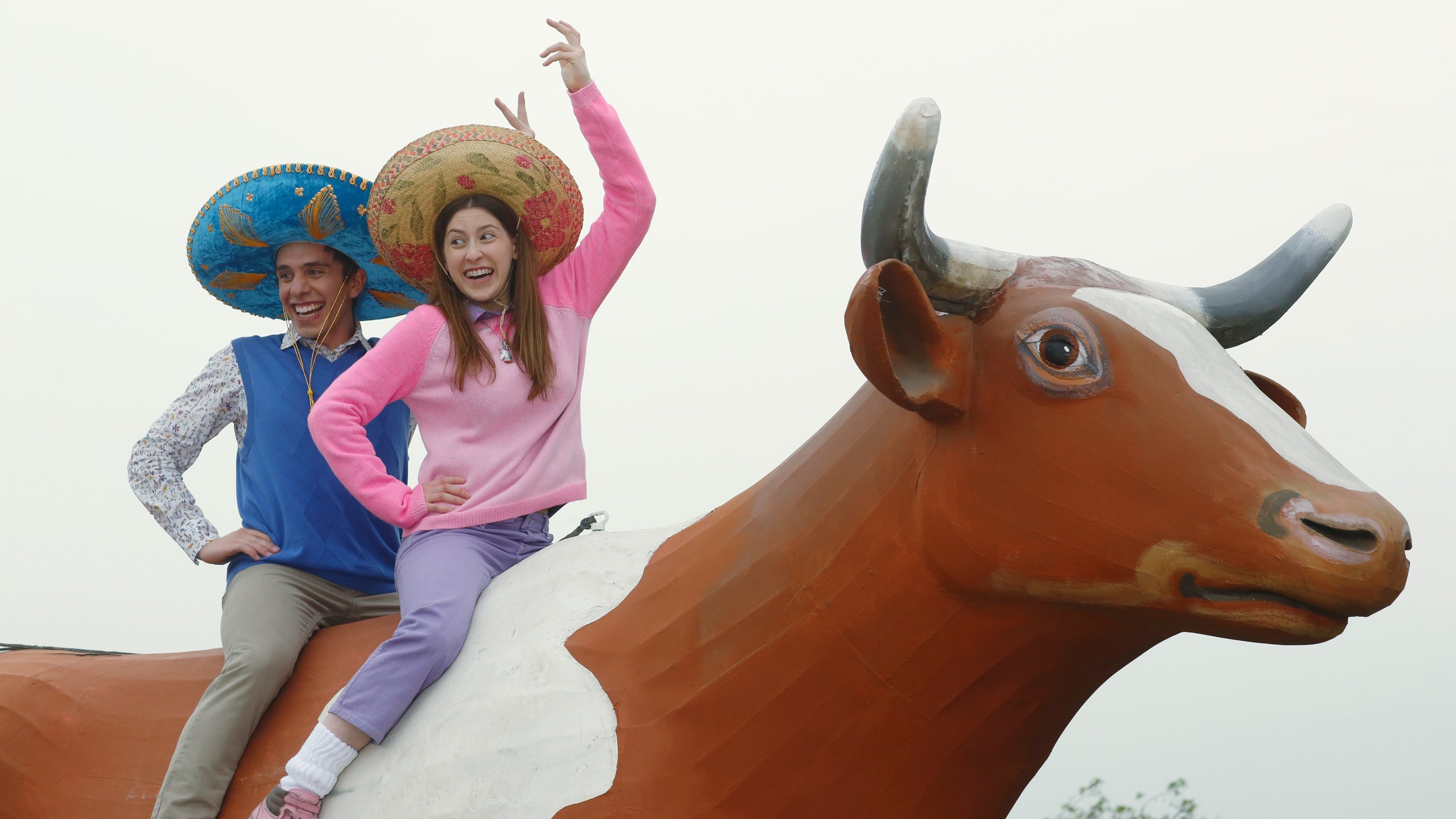 The Middle 2014  [S06E19] - Siblings and Sombreros